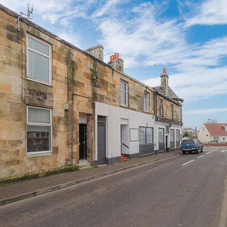 Cosy Ardrossan Apartment Экстерьер фото