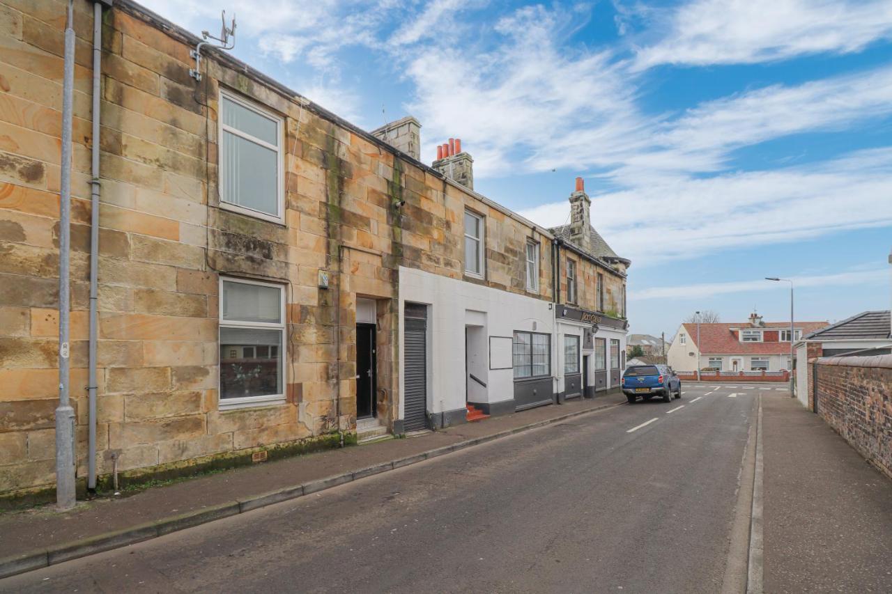 Cosy Ardrossan Apartment Экстерьер фото